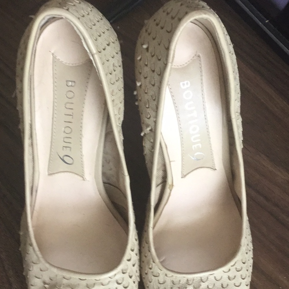 Heels - Picture 3 of 5
